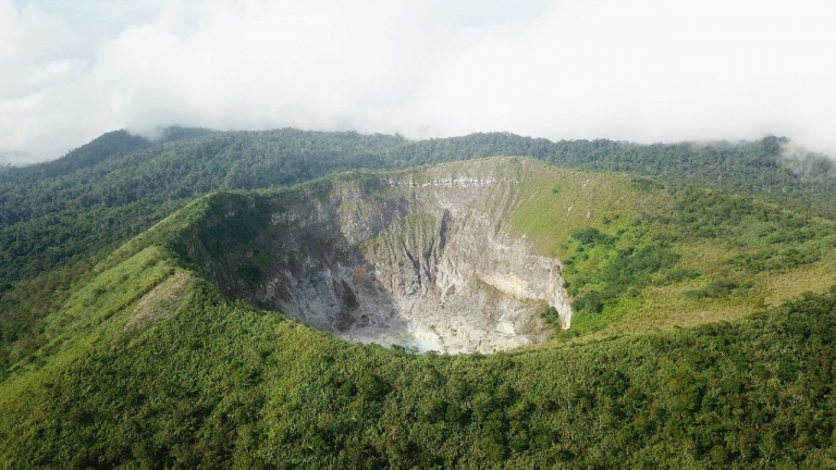 Vue sur le volcan