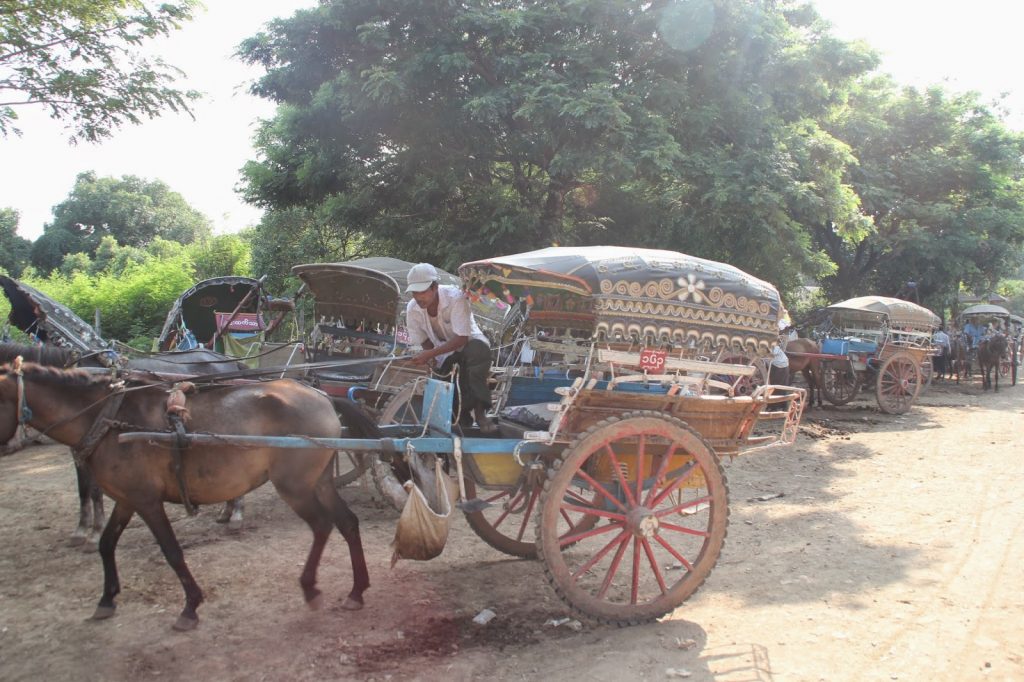 Calèche à Inwa - Myanmar