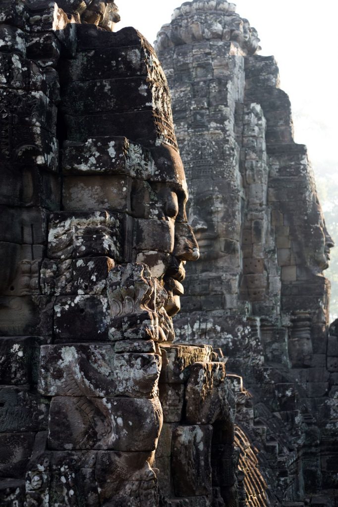 Les têtes du temple Bayon d'ANGKOR