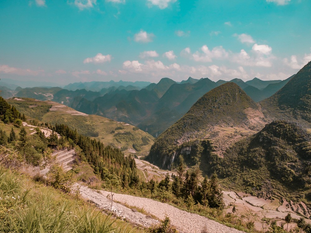 Vallée de Ha Giang ensoleillée