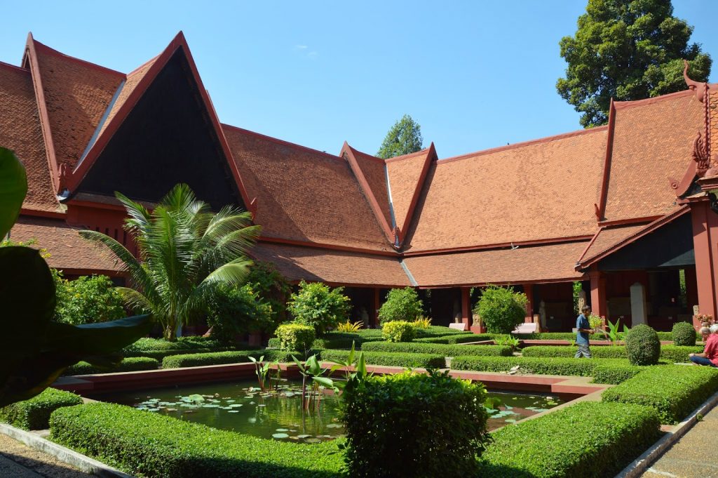 Patio du musée national de Phnom Penh