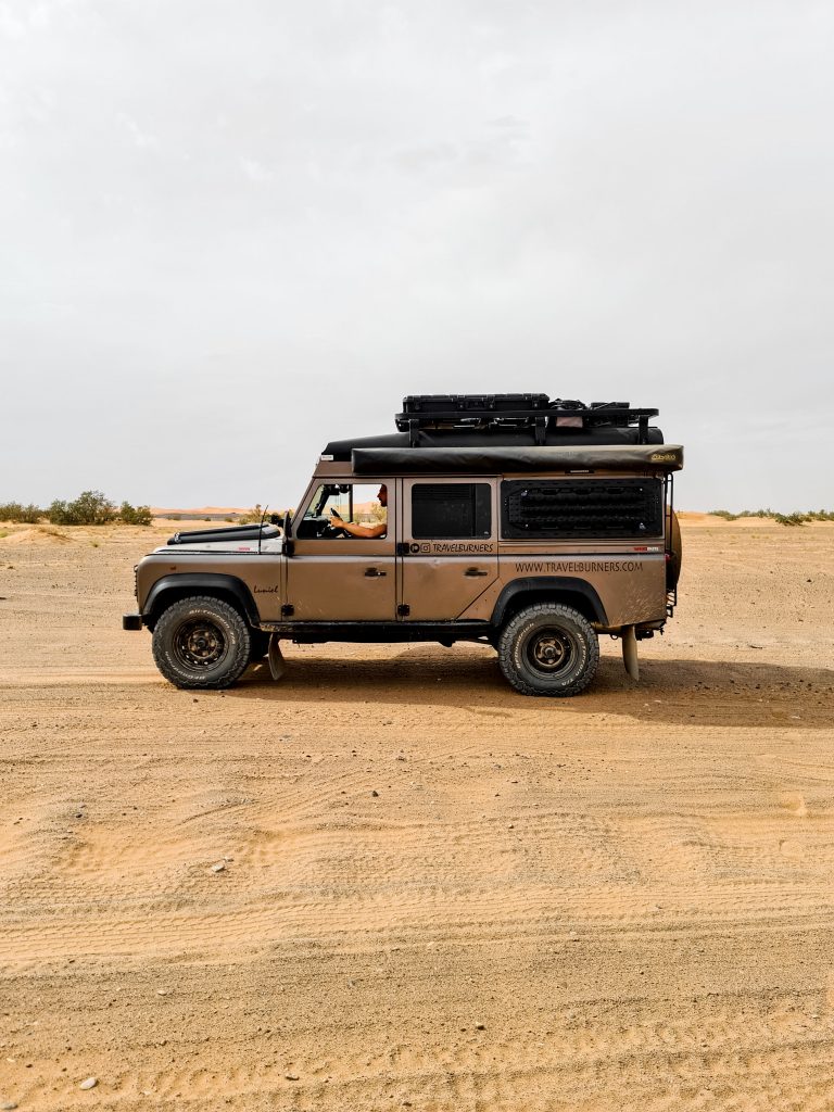 Un bon 4x4 aménagé est essentiel en road trip au Maroc