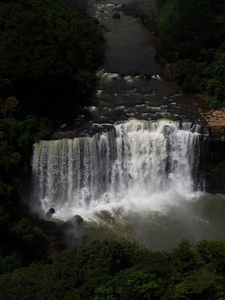 LES CHUTES DE KAMBADAGA